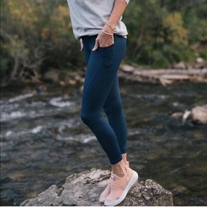 Zyia Active Navy Light n Tight Leggings